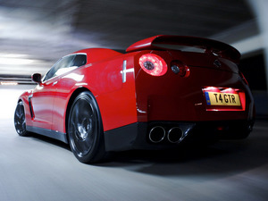 Nissan GT-R